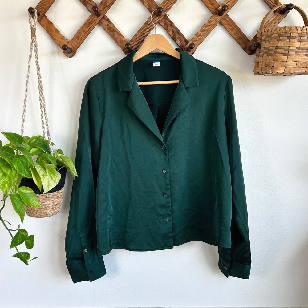 Old Navy Womens Forest Green Satin Notch Lapel Button Down Blouse Size M